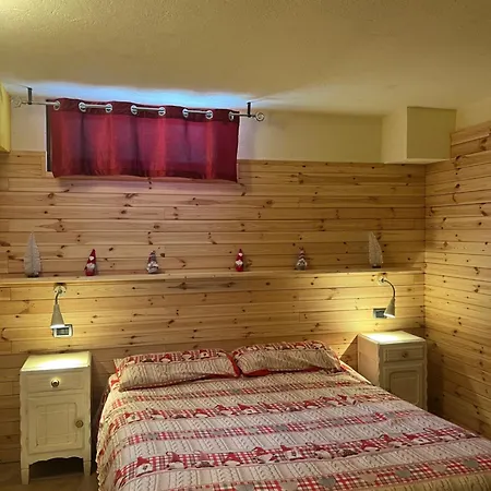 Arianna Trilocale Sises *