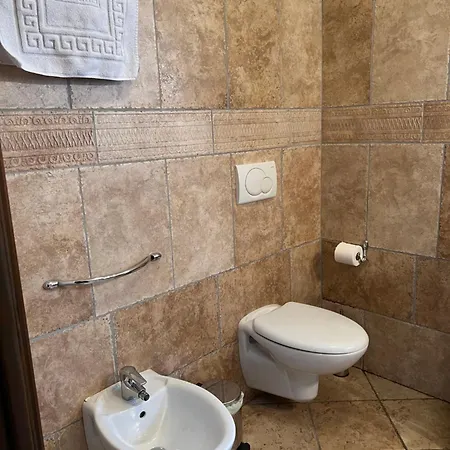 Arianna Trilocale Sises